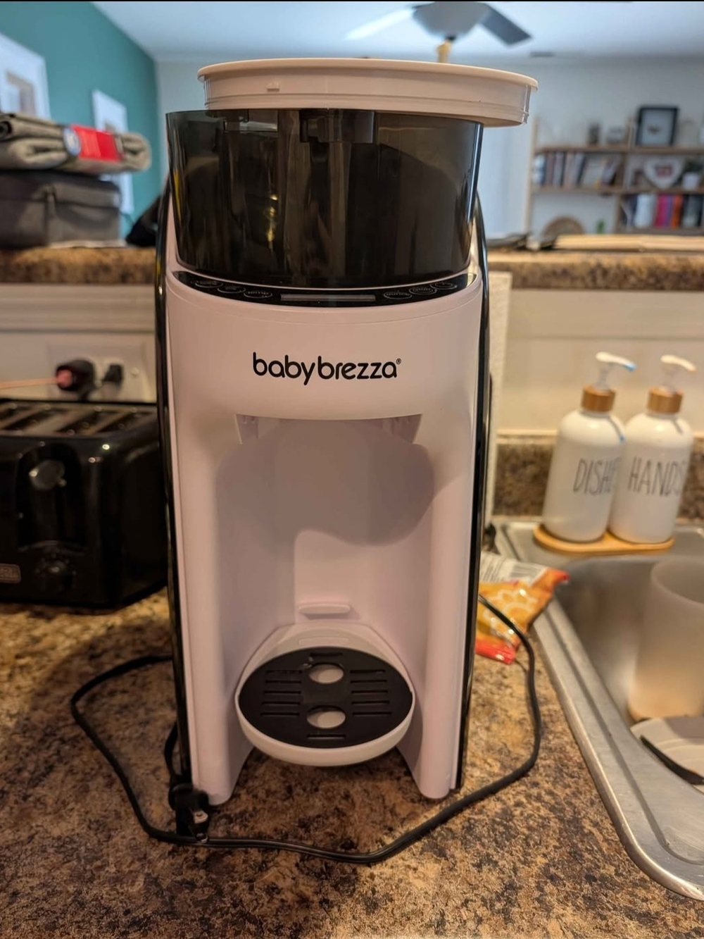 Baby Brezza Prp Automatic Formula Dispenser - White and Black